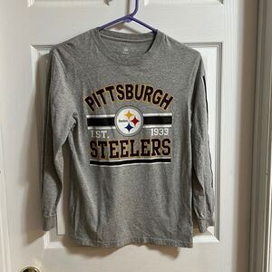 Pittsburgh Steelers NFL gray youth large (10/12) long sleeved shirt.